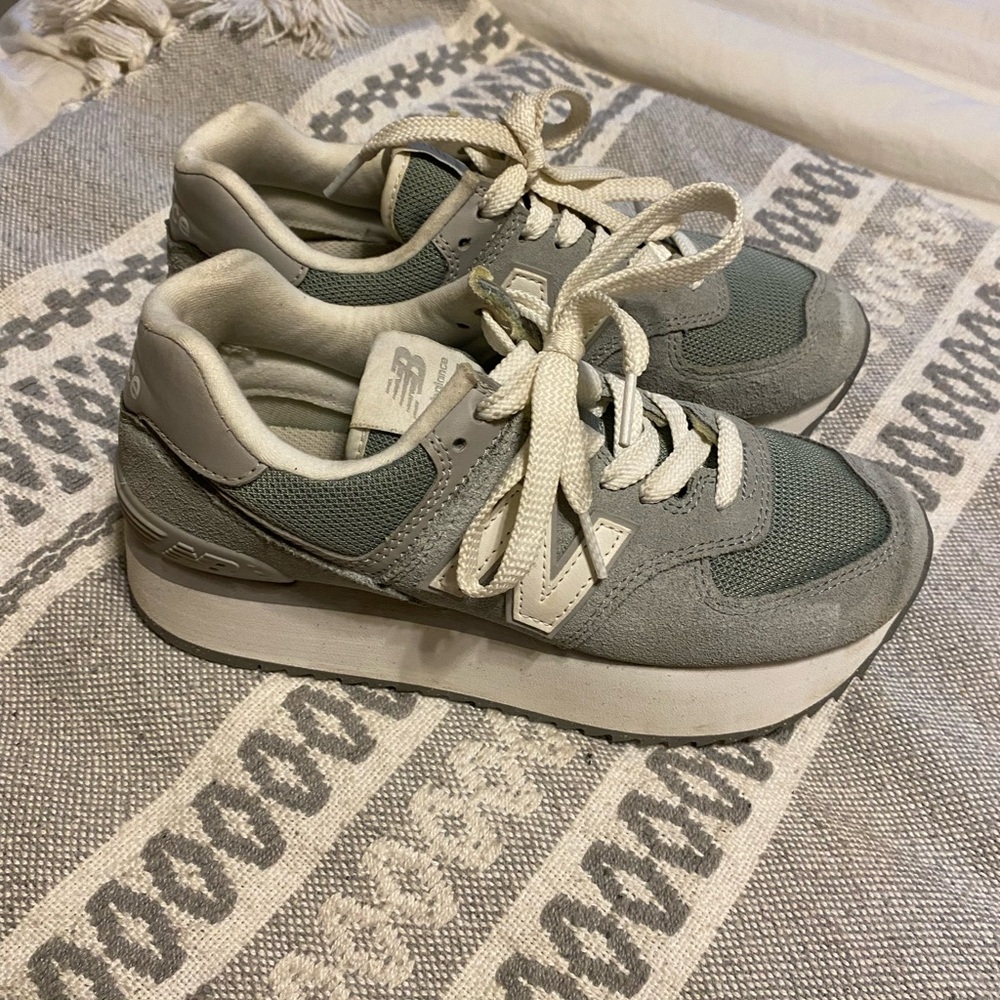 New Balance Classic Gray and White Sneakers